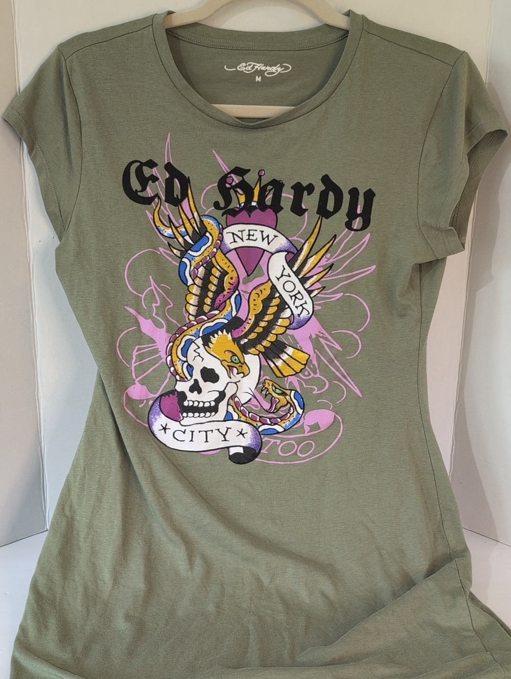 Ed Hardy Olive Short SleeveGtaphic Tatto Tee New York Snake Heart Y2K - Wm Med